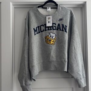 Nike Women's XXL University of Michigan Sweatshirt